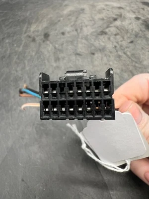 2005-2008 Hyundai Tiburon OE Dash Info Clock Hazzard Module Pigtail Wire Harness - Image 1 of 4