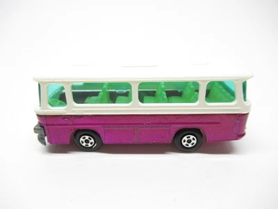 MATCHBOX SUPERFAST 19770 #12 MAGENTA SETRA COACH MINT - Image 1 of 4