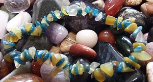 YELLOW OPAL AND BLUE APATITE HEALING CHIP BEAD BRACELET - Picture 1 of 3