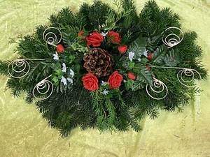 T20.D1a.🌹Grabschmuck Kissen Gesteck Totensonntag Herz Grabgesteck Allerheiligen - Bild 1 von 3