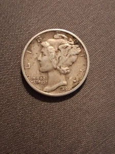 1941 Mercury Dime also known as the Winged Liberty Head Dime, NO MINT MARK ERROR - Picture 1 of 2