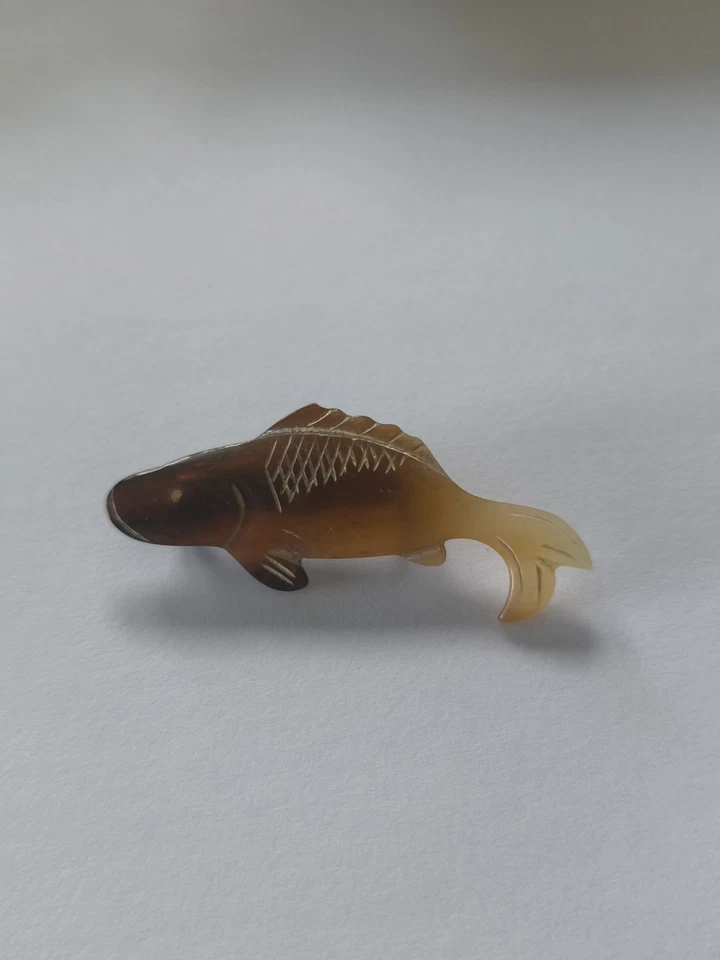 Büffelhorn  Brosche, Fisch, Charivari Anhänger,Halskette,Handarbeit Unikat,50mm - Bild 1 von 2
