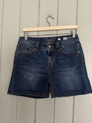 Pantalones cortos Miss Me Boyfriend 27 desgastados lavado medio tiro medio fácil entrepierna de 5" Foto 1 de 4