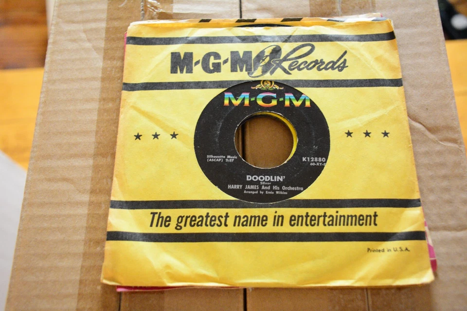 HARRY JAMES "DOODLIN / I'LL TAKE CARE OF YOUR CARES" 45RPM 7" SINGLE VG- [B4-24] - Image 1 of 4