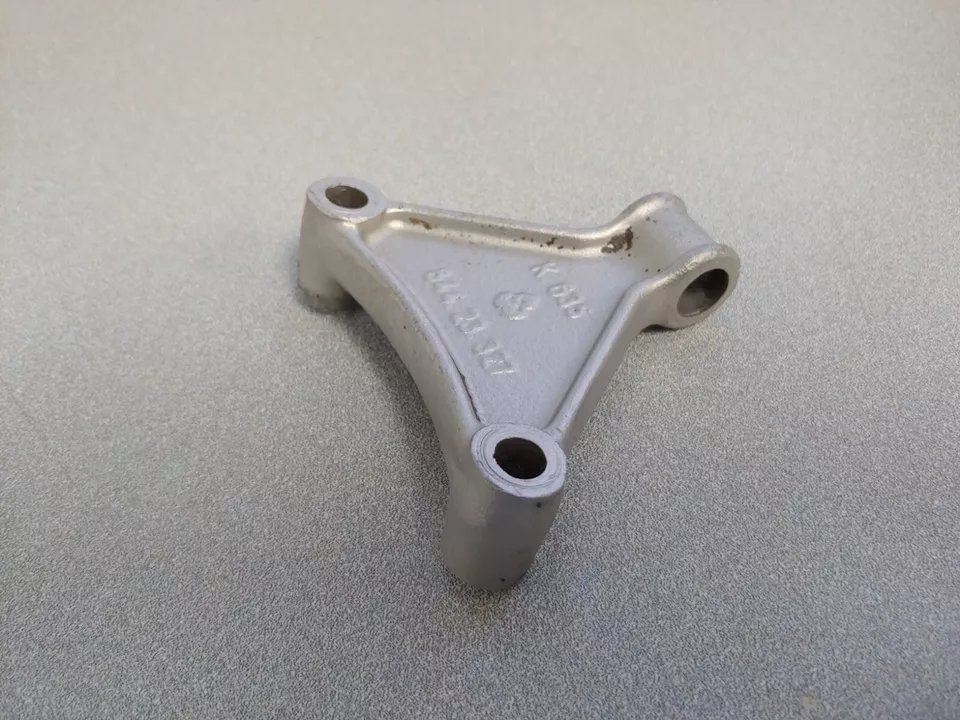 BONITO SOPORTE CABLE EMBRAGUE ORIGINAL USADO ORIGINAL PORSCHE 356A 356B 356C SIN RANURA Foto 1 de 4