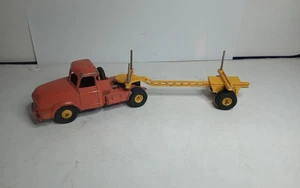 DINKY TOYS ANCIEN #36 A TRACTEUR WILLEME semi remorque FARDIER bm - Picture 1 of 6