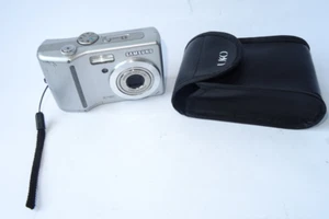 Samsung S Series S750 7.2MP Digital Compact Camera 3x Zoom Silver - Tested - Picture 1 of 13