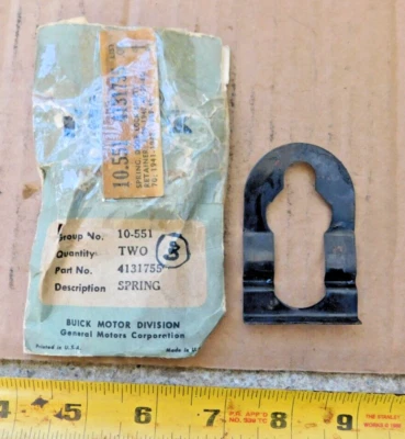 NOS RETENEDOR DE CILINDRO DE CERRADURA DE SEGURIDAD PARA PUERTA DELANTERA PARA COCHES BUICK 1939-49 1940 1941 Foto 1 de 2
