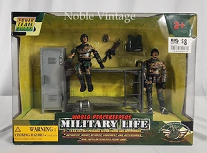 World PeaceKeepers Military Life Locker Room - 2 Action Figures 1:18 Scale - CT1 - Picture 1 of 2
