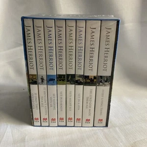 Complete James Herriot Set 8 Books Collection Classic Novels Brand New Free Post - Picture 1 of 6