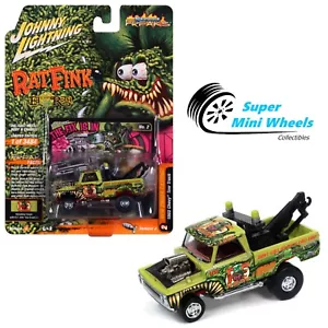 Johnny Lightning 1:64 - 1965 Chevrolet Pickup Tow Truck (Zingers) Bright Green - Picture 1 of 2