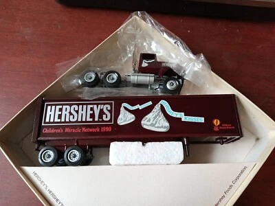 Hershey Kisses Children's Miracle Network 1990, caja grande, camión Winross, casi nuevo Foto 1 de 4