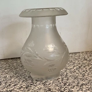 Antique Astral Argand Solar Lamp Frosted Glass Wheel Cut Shade Fitter - Picture 1 of 11