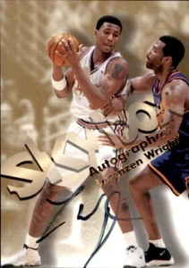 1998-99 SkyBox Premium Autographics Lorenzen Wright Los Angeles Clippers Card - Picture 1 of 2