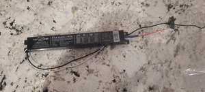 Keystone KTEB-232RIS-1-TP-SL Balastro Electrónico, 2 Lámparas, 32W T8, F32T8, 120V - Imagen 1 de 3