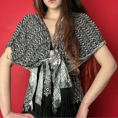 Black and white tassel covered cardigan / cover up - Изображение 1 из 4