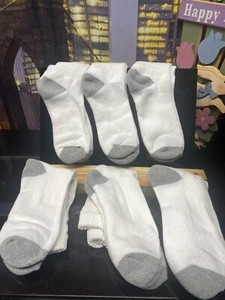 Step into Comfort & Fun! 6 Pairs Circo Crew Socks - Kids Size 3-10 (Large) NEW - Picture 1 of 6
