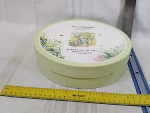 Peter Rabbit Pottery Barn Kids Set of 4 Plates Porcelain Ceramic, 9" New Open - Picture 1 of 9