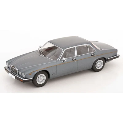 JAGUAR XJ SERIES III 1979 GREY 1:18 Modelcargroup Auto Stradali Modellino Nuovo - Immagine 1 di 3