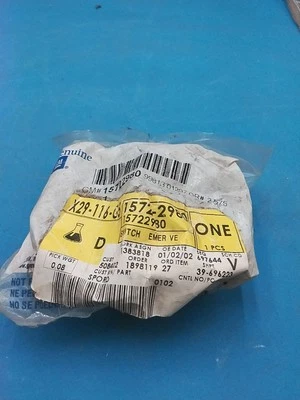 Interruptor de luz auxiliar para camión Chevy/GMC 1999-2002 15722980 NUEVO DE STOCK Foto 1 de 3