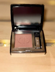 Dior Mono Couleur Couture Eyeshadow~763 ROSEWOOD MATTE~NWOB FAST 🔥 FREE 🛳️ - Picture 1 of 3