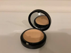 Barepro  Bare Minerals Performance Wear PowderFoundation 10 g Natural 11 benutzt - Bild 1 von 4