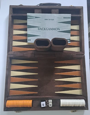 VINTAGE BACKGAMMON SET IN BROWN SUEDE FOLDING BRIEFCASE - 100% COMPLETE - Image 1 of 4