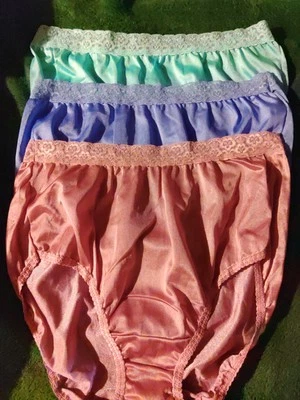 3 Pair Sz 8 vintage fruit of the loom 100% nylon panties, Wide Lace Waistband  - Image 1 of 4