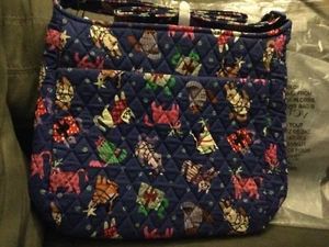 Vera Bradley Essential XL Umhängetasche in Katzenminze Weihnachten Neu mit Etikett Orig Wickeloptik Fr Gft - Bild 1 von 3