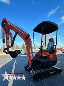 FREE SHIPPING 2025 2 Ton New Mini Excavator EPA certified USA KUBOTA Diesel D902 - Picture 1 of 15
