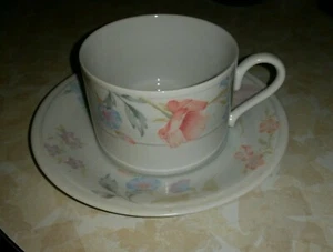 AMERIKANISCHE LIMOGES BLUMEN PORZELLAN 6-1/8" UNTERTASSENTELLER & TASSE - Bild 1 von 7