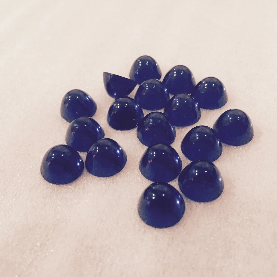 EB276 Vintage glass cabochons 11mm midnight blue bullet hi-dome unfoiled (30) - Image 1 of 1