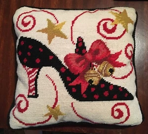 Stephanie Stouffer Needlepoint Christmas Shoe with Bow Pillow 10 x 10” Read - Picture 1 of 13