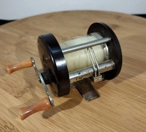 Vintage USA Baitcaster Reel made in Good condition used Lawrence Style - Picture 1 of 14