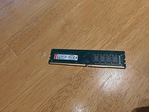 16GB Kingston DDR4 RAM DIMM DesktopMemory Module 1.2V - working - tested - Picture 1 of 4