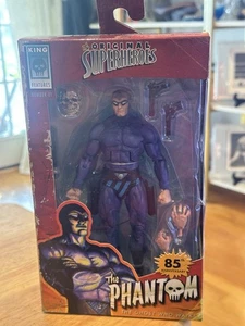 NECA ORIGINAL SUPERHEROES #01 THE PHANTOM 85TH ANNIVERSARY FIGUR - Box beschädigt - Bild 1 von 2
