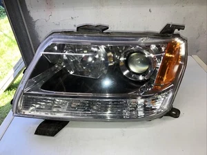 2006-2013 Suzuki Grand Vitara Left Driver Side Depo Brand Missing Bulb Clip - Picture 1 of 10