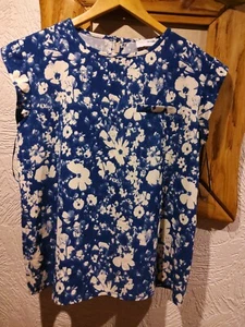 Marc Angelo Blue White Floral Top Size 14 - Picture 1 of 9