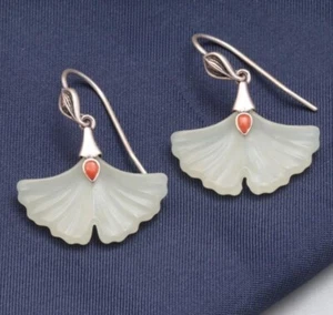 A22 Orecchini Ginkgo Foglia Di Bianca Naturale Giada Argento Sterling 925 - Foto 1 di 5