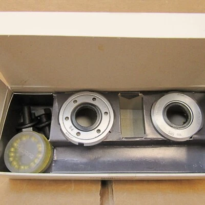 New-Old-Stock Shimano 105 Bottom Bracket Cups...Italian (36mm x 24 tpi) - Image 1 of 4