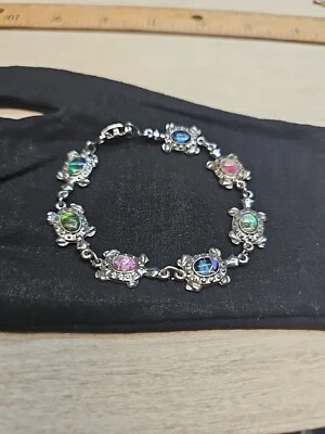 Great little Turtle Bracelet for Turtle lovers IRREDECSENT ABALONE  7" - Image 1 of 4