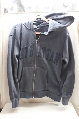 Manhattan Never Sleeps NYC Sudadera con capucha efecto bordado y lavado con cremallera AZUL MED Foto 1 de 3