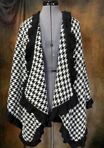 OS Adrienne Vittandi Black White Houndstooth Shawl Cardigan Poncho Wrap Ruffle - Picture 1 of 12