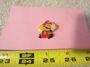 Vintage Super Mario Bros. Nintendo, collectible, small mini Mario enamel pin. - Picture 1 of 3