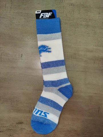 Detroit Lions Womens Fuzzy NFL Team Crew Sleep Socks Medium Cover