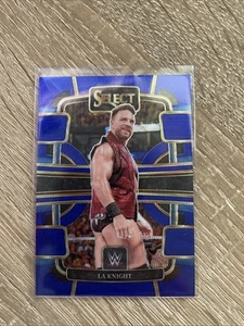 Panini WWE Select 2024 Blue Wave Prizm Concourse LA Knight /49 - Bild 1 von 2