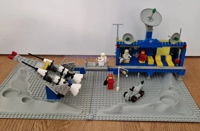 Lego 6970 Beta 1 Command Base - Verfärbt !! - Bild 1 von 4