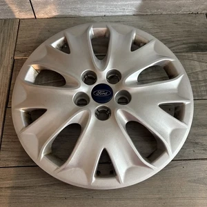 ๐ฅ Ford Fusion 2013, 2014 - 2019 Hubcap Genuine Factory Original OEM 7063 Wheel - Picture 1 of 6