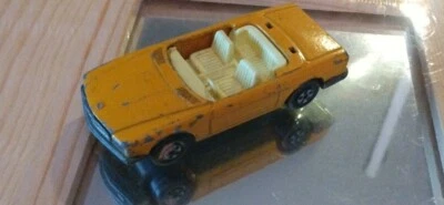 Caja de cerillas vintage súper rápida nº 1973 amarillo Mercedes 350sl Foto 1 de 2