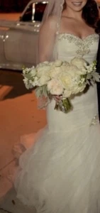 allure bridals wedding dress 9002 - Picture 1 of 3